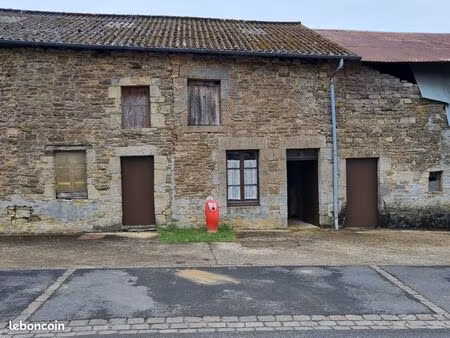 immeuble 250 m² montcornet