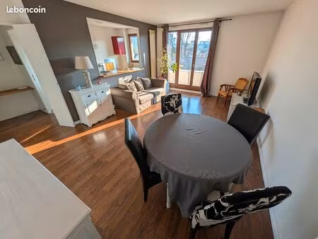bel appartement f3 – 67 m² – gare à 20m et centre ville à 3 minutes