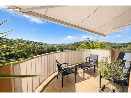 appartement - 65 m2 - sainte maxime