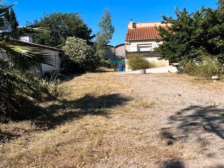 villa 4 faces de 115 m² habitables sur une parcelle de 1357 m²
