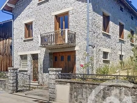maison 7 pièces 150 m²