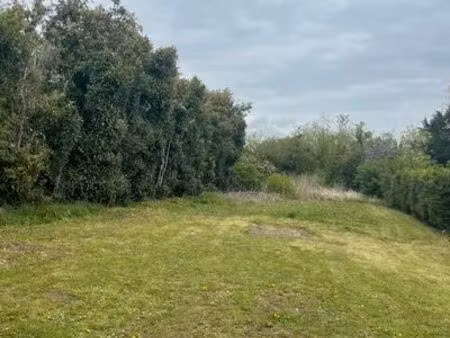 terrain constructible à vendre 1620m2 non viabilisé