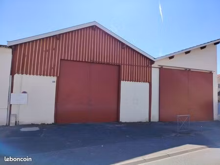 entrepôt hangar atelier stockage