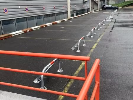 10 places de parking louées à vendre – pantin (93) – rentabilité 12 % brut