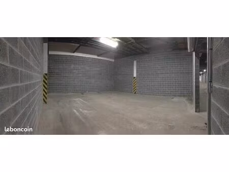 local de stockage 86m2 sur roubaix