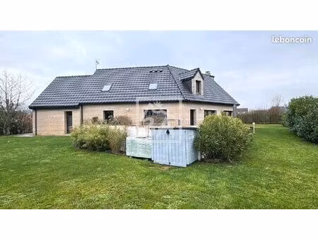 pavillon 8 pièces 184 m²