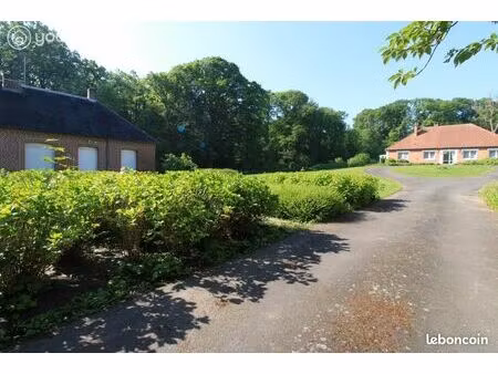 propriété 9 pièces 260 m²