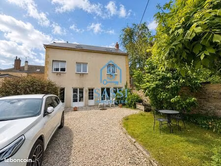 maison 5 pièces 148 m²