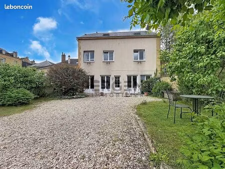 maison 6 pièces 149 m²