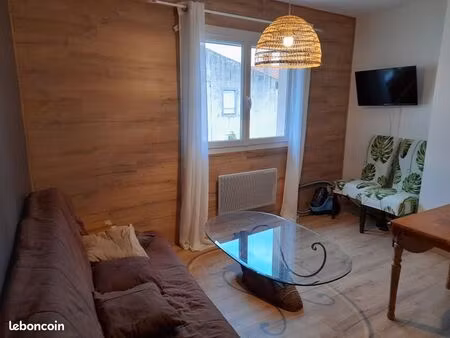 joli f2 cœur de ville   totalement rénové