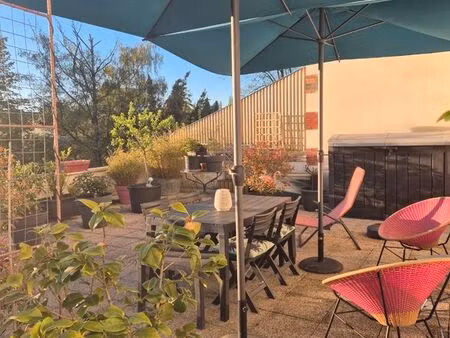 appartement t3bis 82m2 + terrasse centre ville