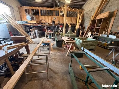 atelier de menuiserie complet