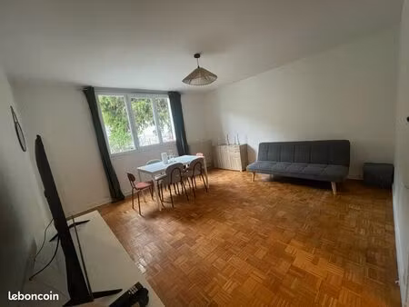 appartement t3 balcon / garage