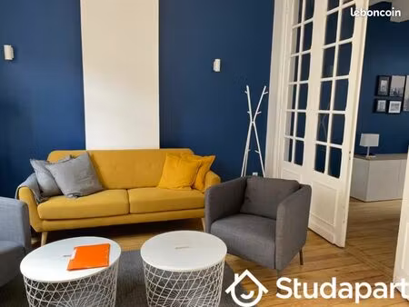 chambre 1 pièce 13 m²