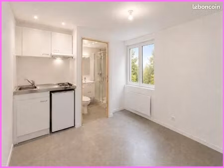 studio 15m² centre-ville proche iut/fac – louvre - etudiants uniquement
