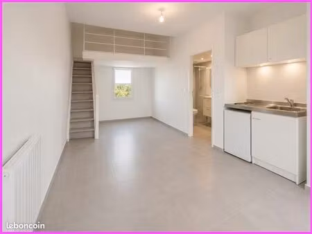 studio en duplex 18m² centre-ville proche iut/fac – louvre - etudiants uniquement