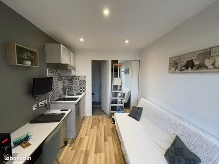 a vendre lot de 2 studios – renovation en cours – visite libres/24 & 25 mai