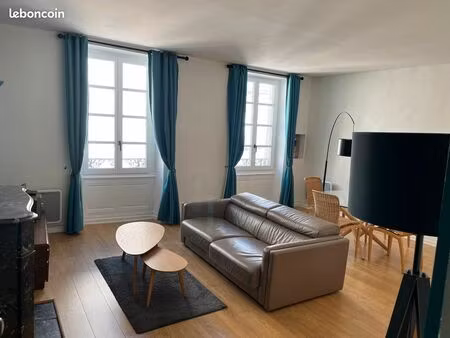 2 pièces 65m2 - plein centre piéton