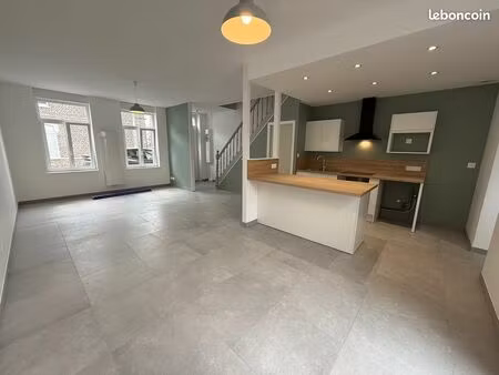 maison rénovée – 2 chambres + bureau – quartier gare