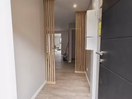 location maison entièrement rénovée 90m2 deux chambres grand jardin quesne