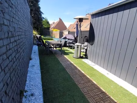 grande maison 4 chambres et jardin à louer