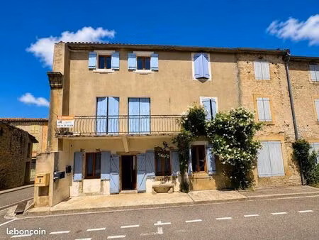 charmante maison de village au cœur de l’ariège – lagarde (09500) située dans le joli vill