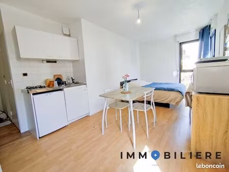studio 1 pièce 21 m²