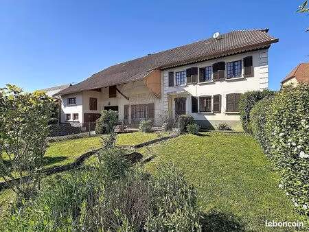 maison 6 pièces 161 m²