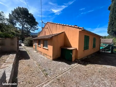 maison individuelle le revest-les-eaux