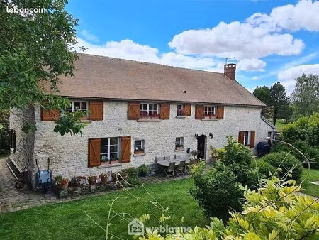 maison 7 pièces 195 m²