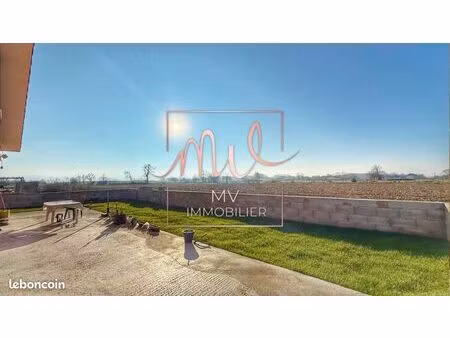 villa 5 pièces 130 m²
