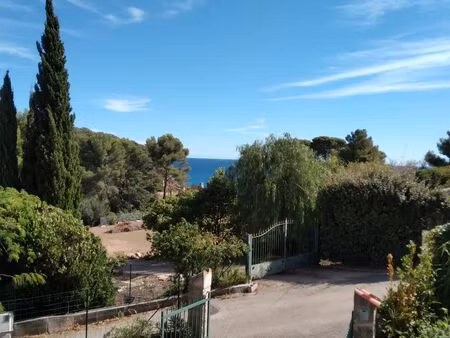 a découvrir maison provençale sur la presqu'île de charme st mandrier sur mer