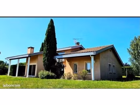 villa d’architecte contemporaine proche de castelnaudary  prestations et matériaux de haut