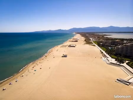 canet‑plage – t2 rénové avec terrasse vue mer – parking