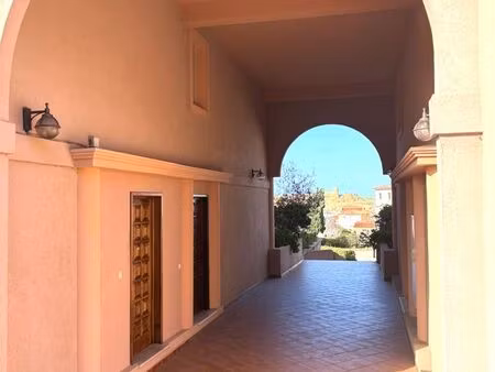 appartement 3 pièces centre l'ile rousse