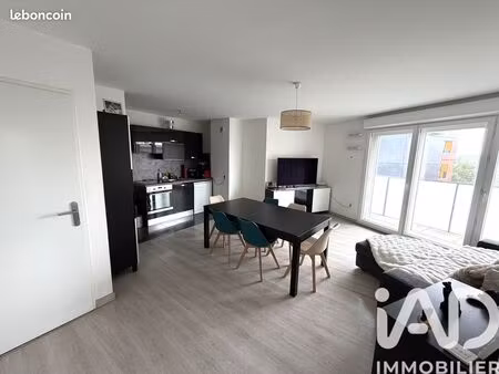 appartement 3 pièces 64 m²
