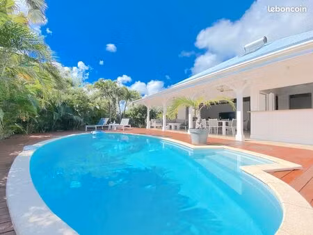 villa résidence les hauts de saint françois - belle villa de 177 m² avec piscine