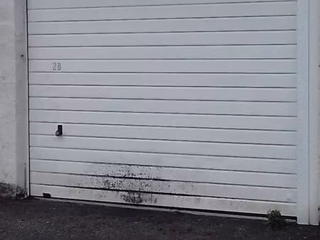 grand garage à arras proche gare