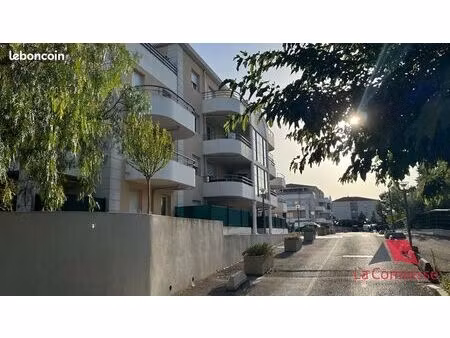 parking/box 13 m² marseille