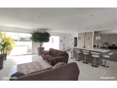 156m2