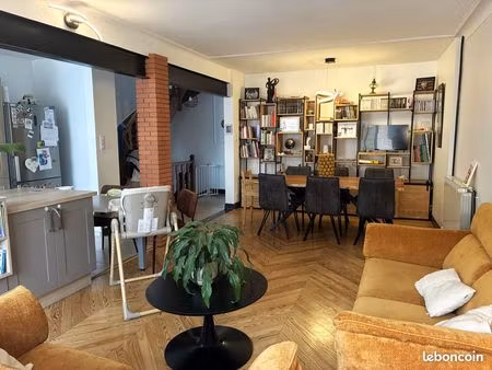 maison de caractère avec jardin et garage – sans frais d’agence
