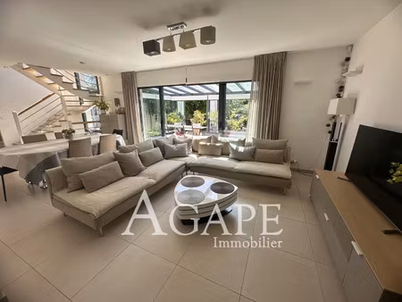 maison de luxe à vendre à saint-maur-des-fossés