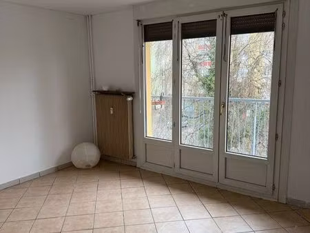 appartement f4 à louer – 68 m²