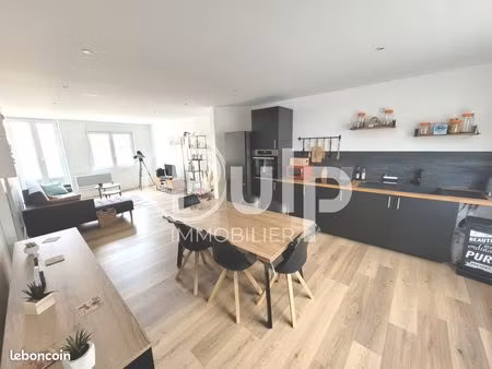 appartement 3 pièces 74 m²