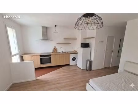 ? studio meublé premium refait à neuf – rénovation haut de gamme – vue verdur ?