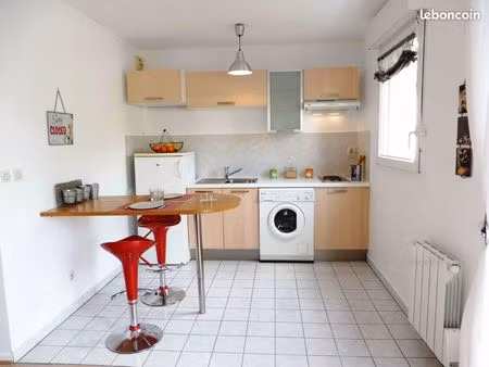 beau studio meublé st vrain (91)