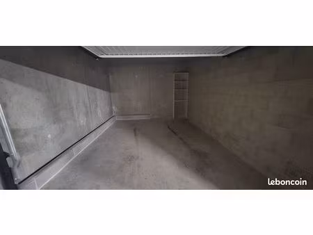garage/box 21 m² ajaccio
