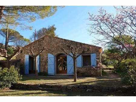 charmante bergerie avec piscine et jardin de 3200m² dans les corbières