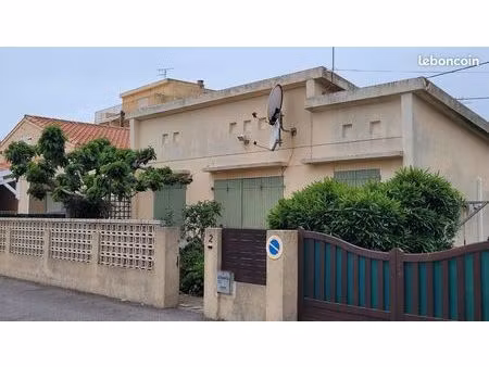 villa de plain pied centre narbonne plage