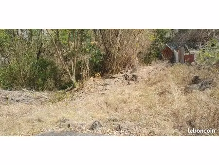 terrain 1 389 m² le diamant